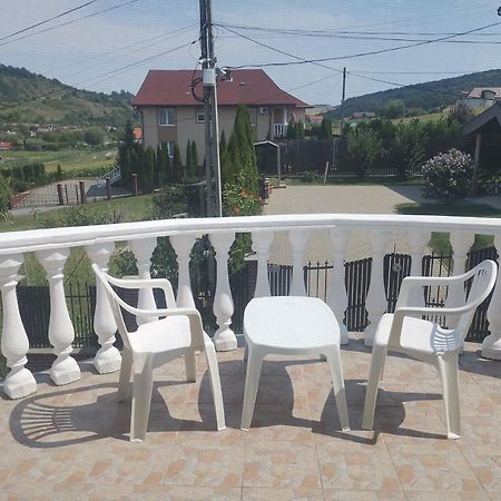 Stars Livezeni Hotel Ivanesti Exterior foto